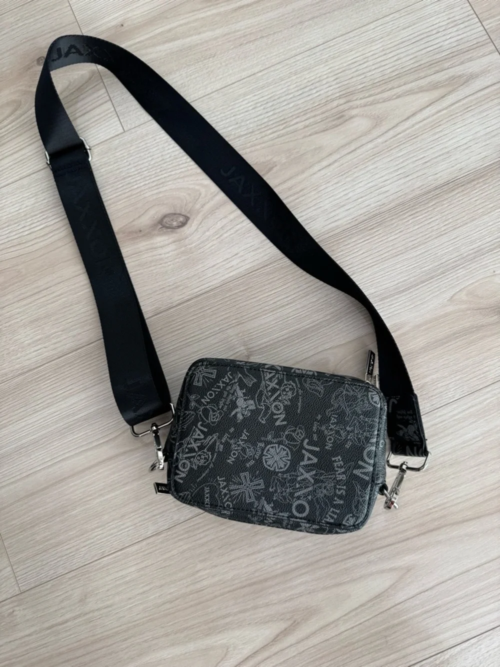 Jaxxon crossbody bag - Picture 4 of 6
